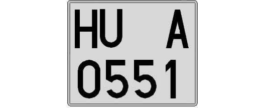 HU0551A matricula cuadrada